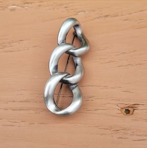 Vintage Tancer II Silver Tone Chain Link Pin 2.75"